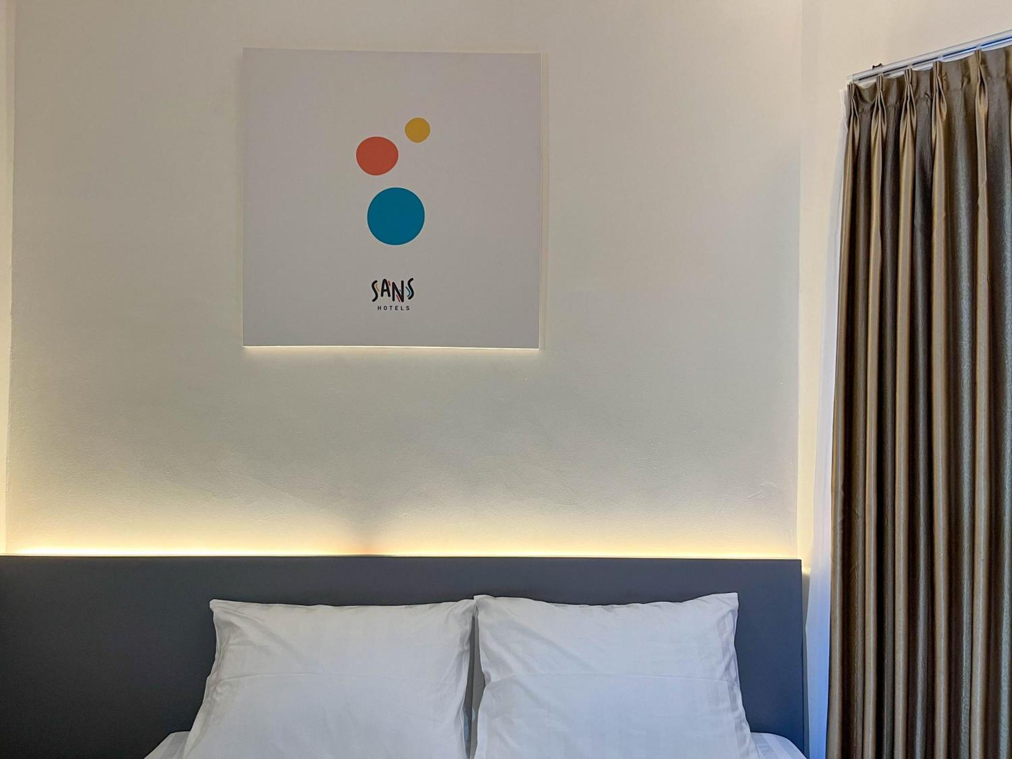 Sans Hotel Premiere Majapahit Semarang Luaran gambar
