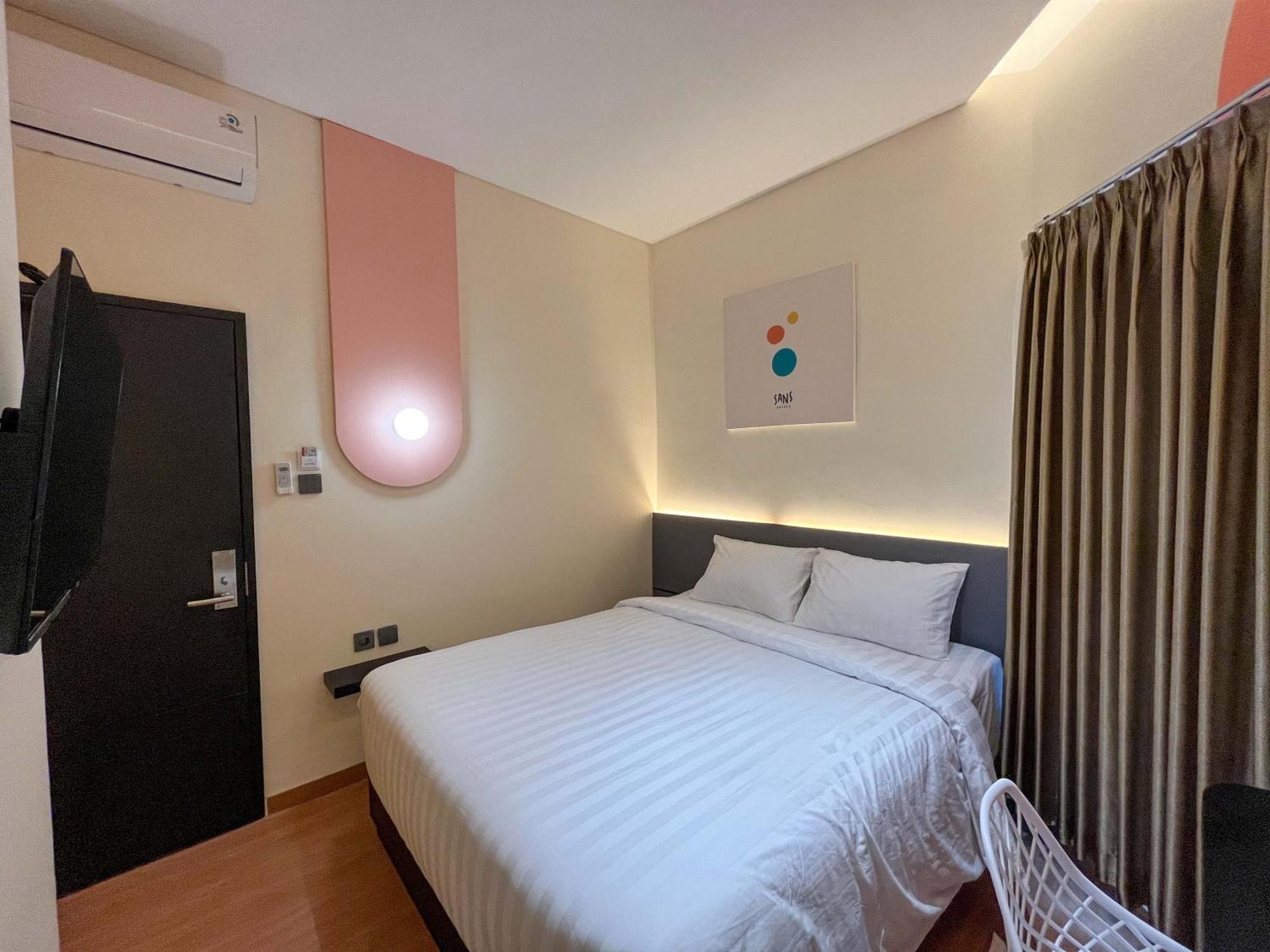 Sans Hotel Premiere Majapahit Semarang Luaran gambar