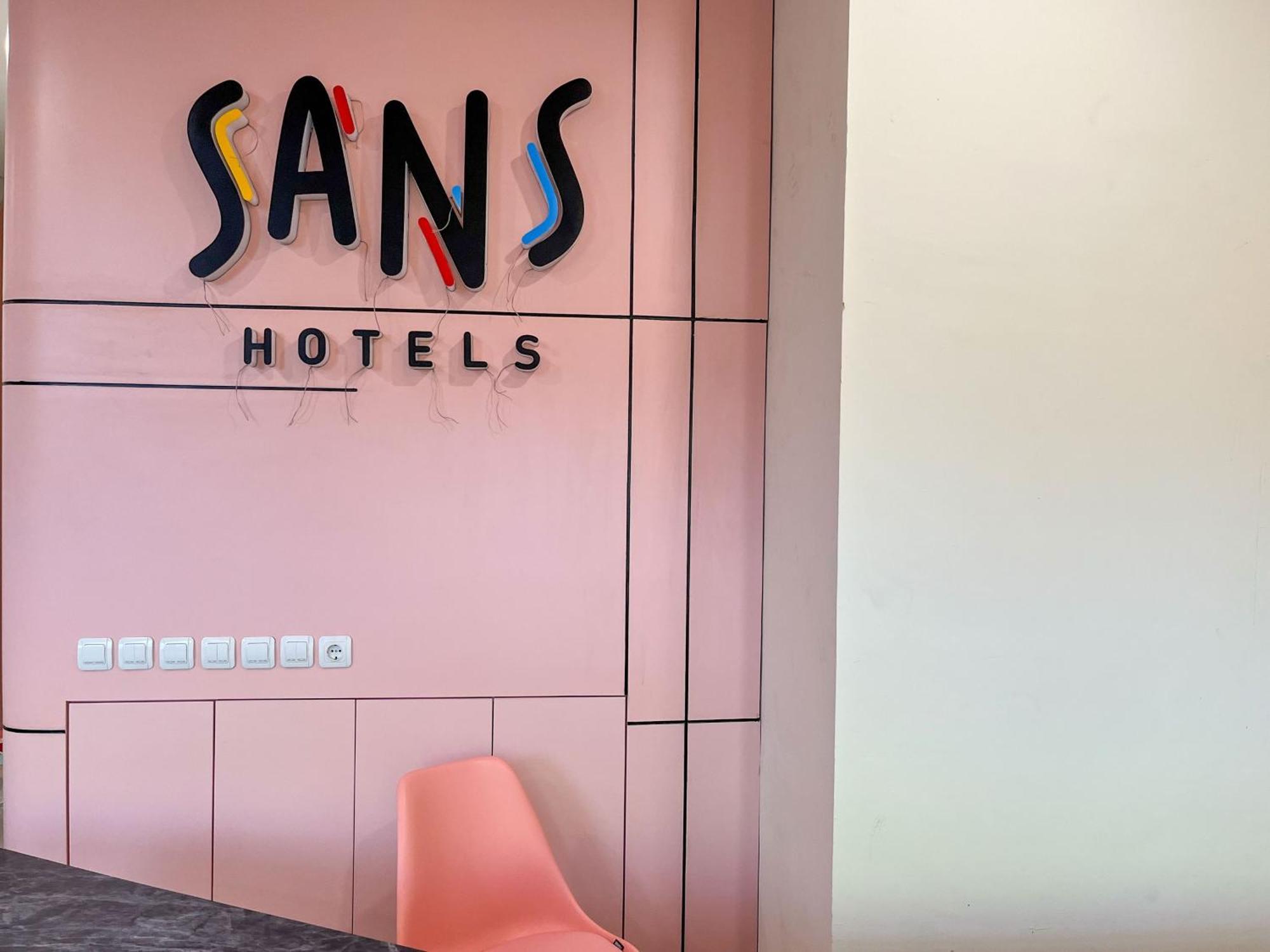 Sans Hotel Premiere Majapahit Semarang Luaran gambar